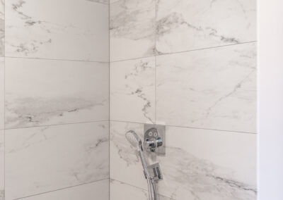 IMMA | Tages- WC mit Regendusche