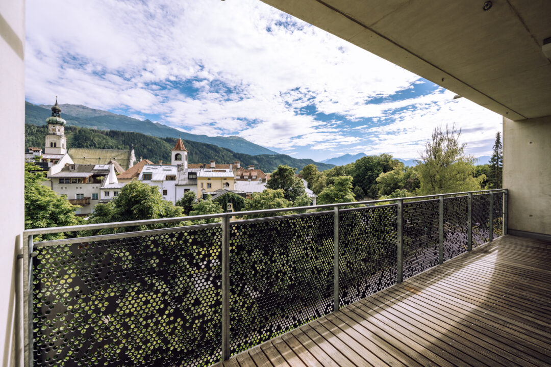 HALL in Tirol | Logenplatz mit Ausblick auf die Berge | 3- Zimmer Terrassenwohnung | BEREITS VERMIETET